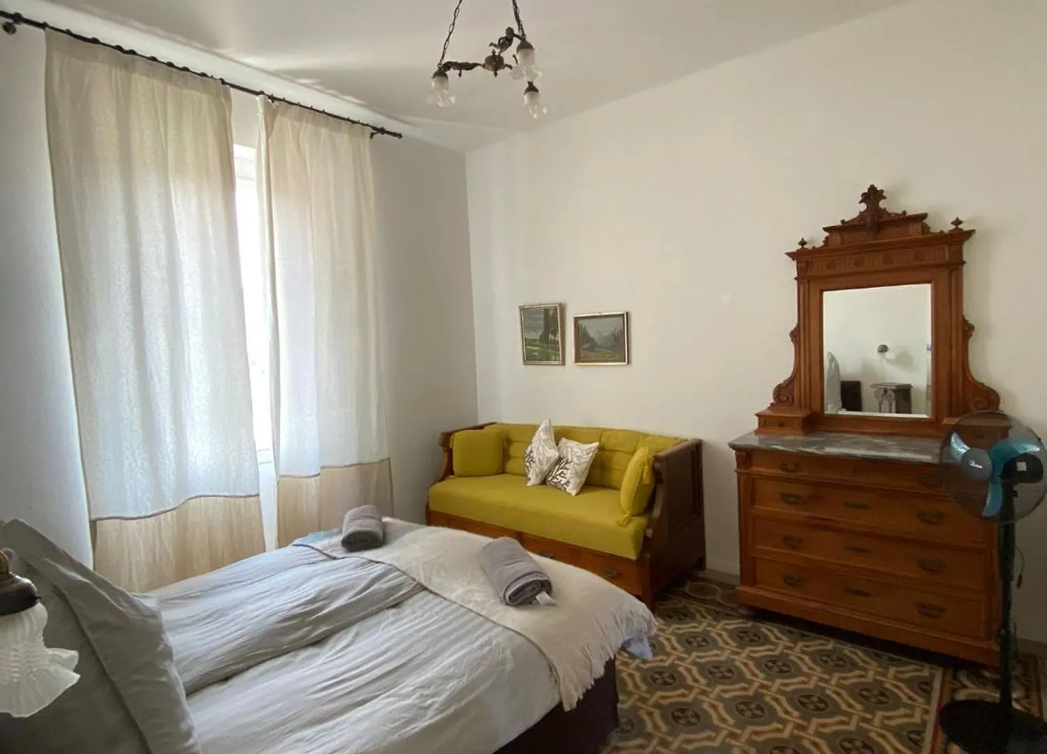Lejlighed Ehemaliger Palast, Malerische Wohnung, Seeblick, Stellplatz Laveno